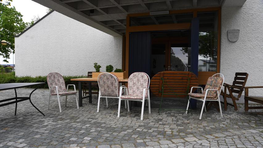 Freinacht in Möning: Wenn Gartenstühle am Dorfplatz stehen