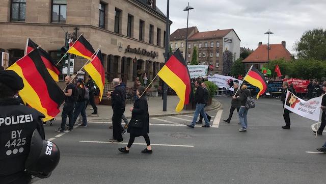 Pegida-Demo in Fürth: Großes Polizeiaufgebot am 1. Mai 