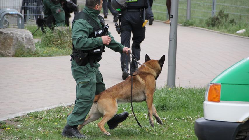 Pegida-Demo in Fürth: Großes Polizeiaufgebot am 1. Mai 