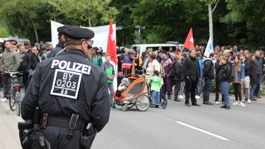 Pegida-Demo in Fürth: Großes Polizeiaufgebot am 1. Mai 