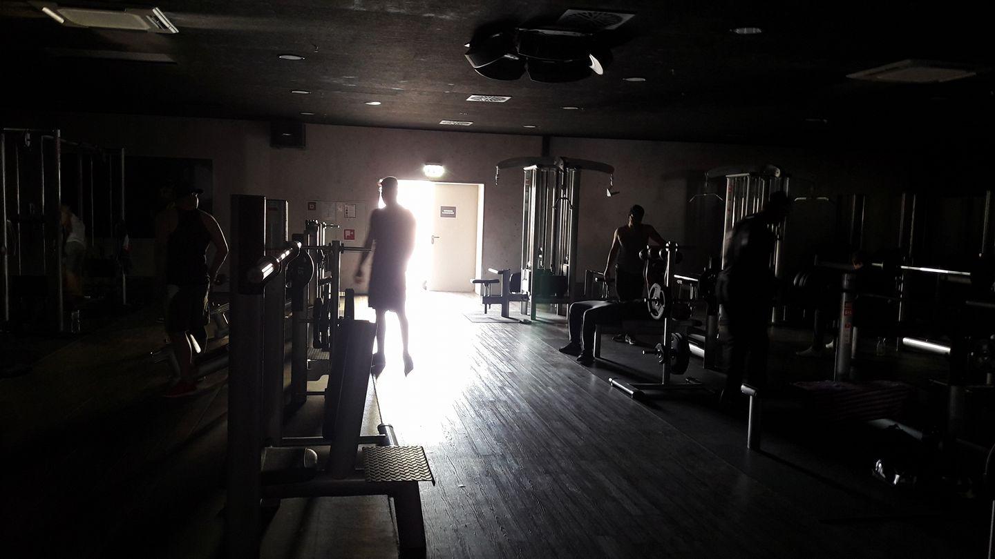 Licht aus im Fitnessstudio: Stromausfall in Muggenhof 