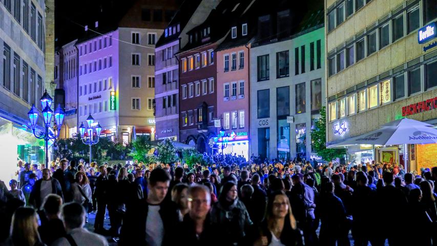 Nürnberg putzt sich heraus: Die Bilder der Blauen Nacht 2018