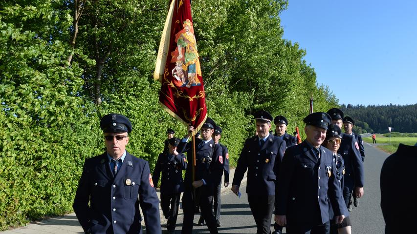Florianstag 2018: 153 Feuerwehren feiern in Pölling
