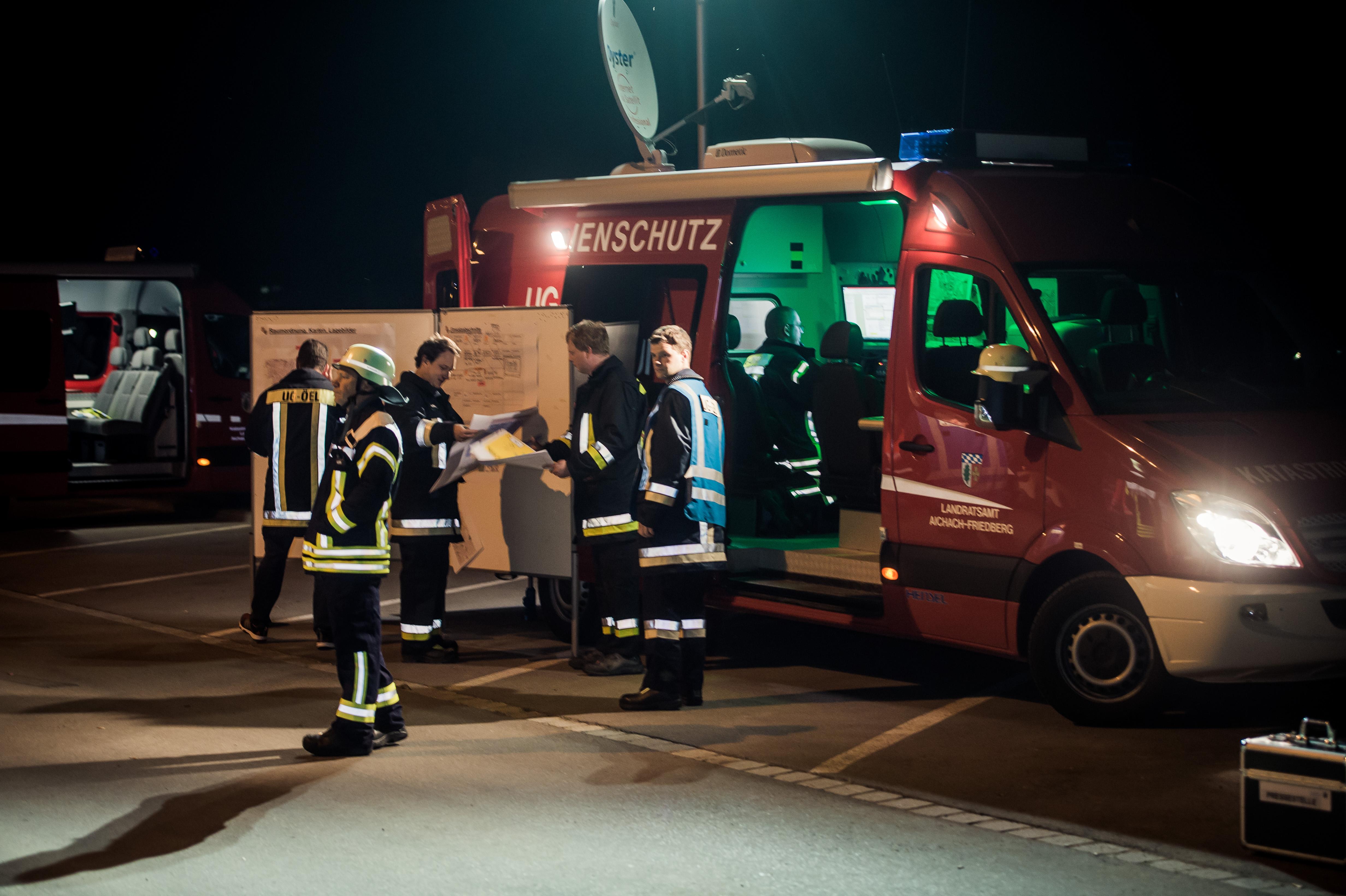 Tote und Verletzte bei Zugunglück im Bahnhof Aichach Region Nordbayern