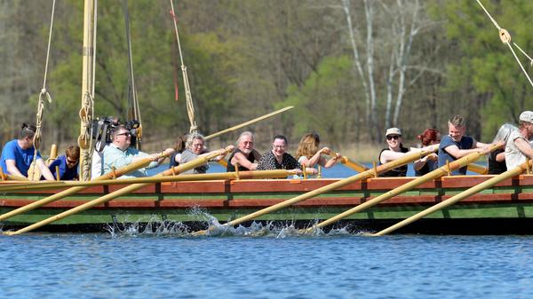 Nach und nach wurde es aber immer besser. Am Ende schaffte die Mannschaft immerhin eine Geschwindigkeit von sieben Kilometern pro Stunde.