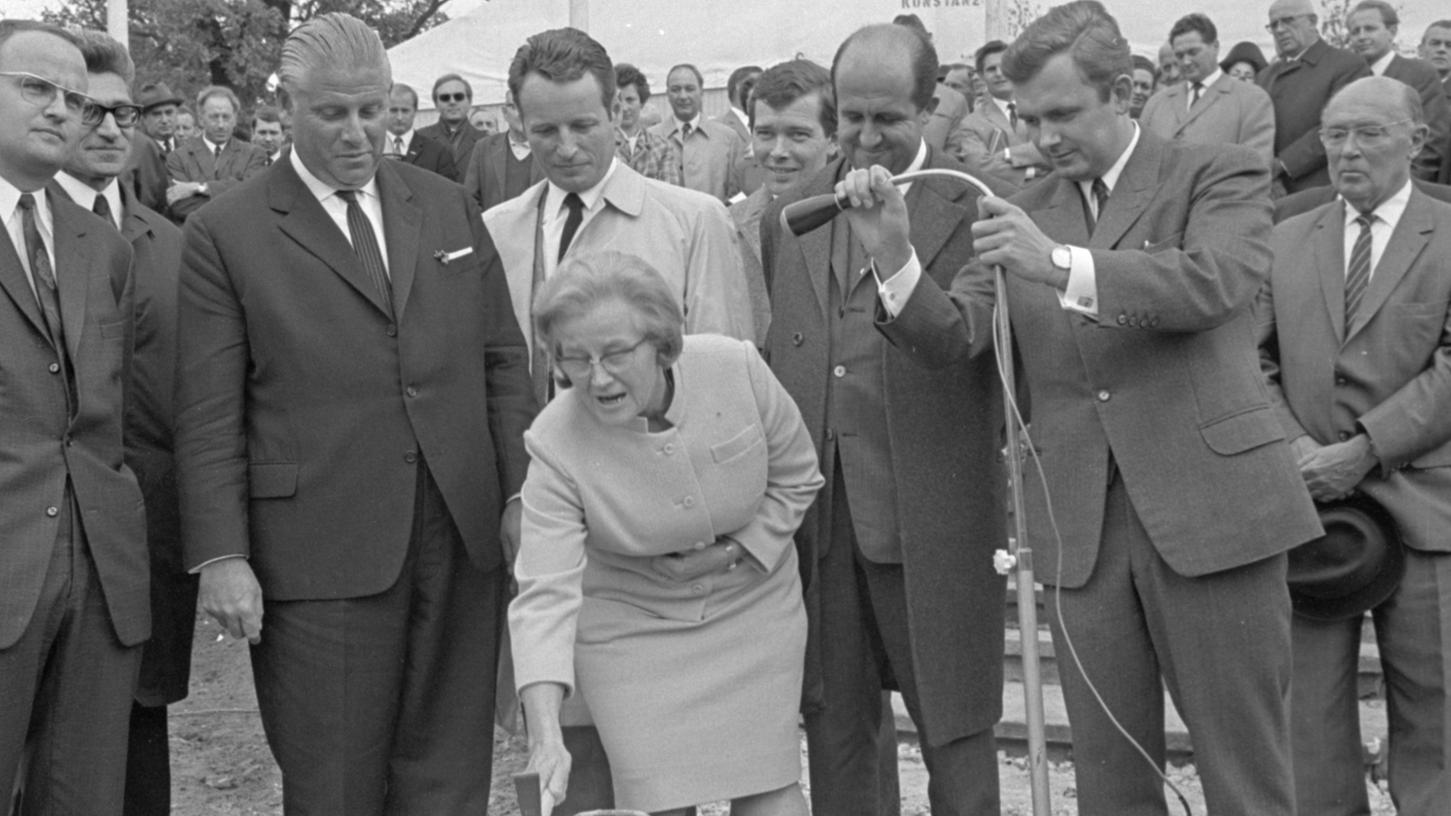14. Mai 1968: Die Krone über dem Wöhrder See