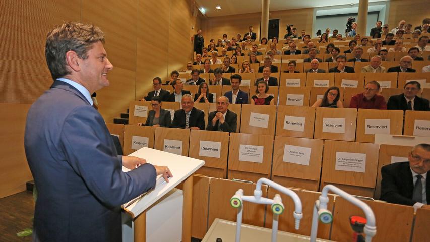 K Michel Nordbayerische Presse Vertriebs Gmbh Für 108 Millionen Euro: Chemikum in Erlangen eingeweiht - Erlangen