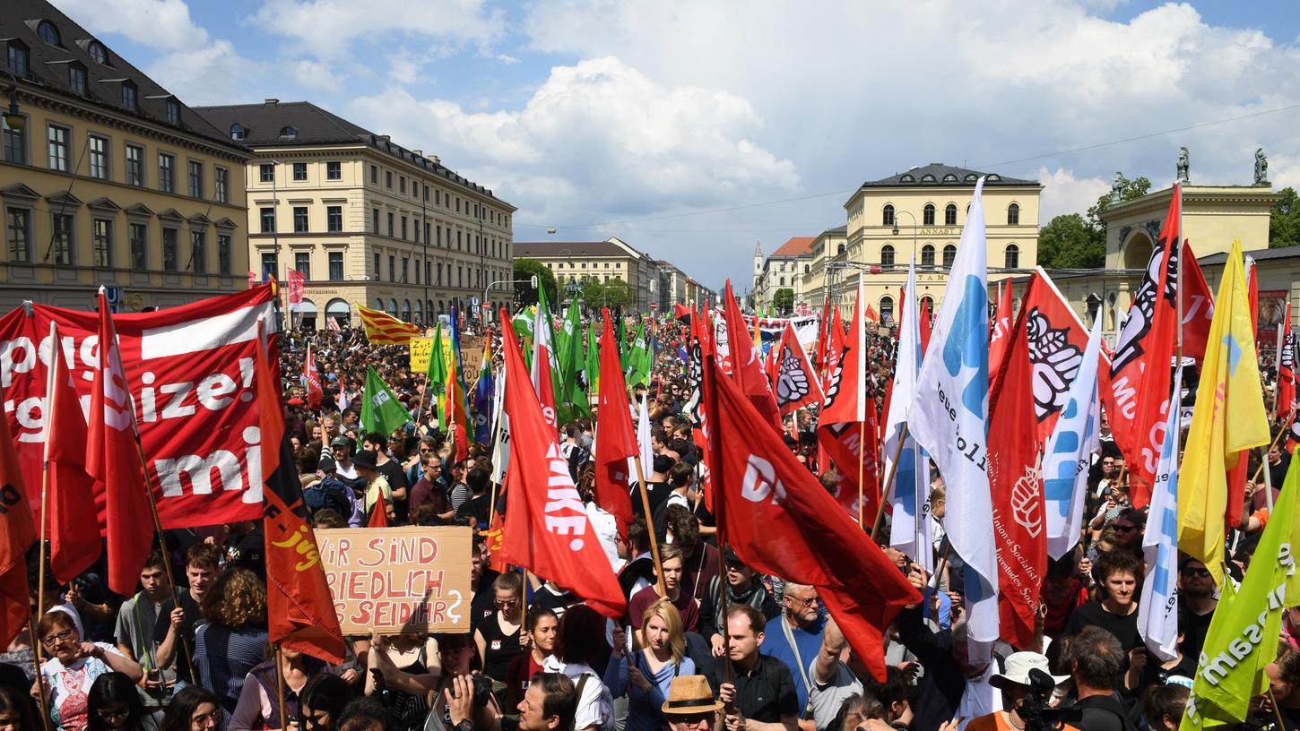 Bereits im Mai trafen sich Zehntausende Demonstranten in München, um gegen das Polizeiaufgabengesetz zu demonstrieren.
