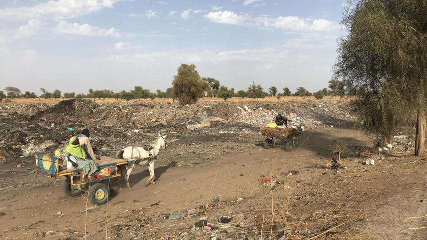 Gossas: Schwabach unterstützt Müllentsorgung in Senegal