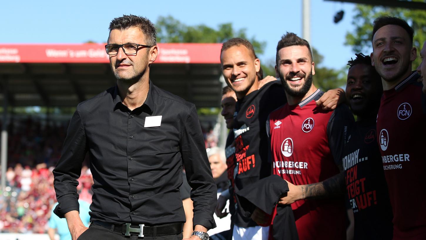 Erstklassig: Michael Köllner (li.) und sein Club-Team empfangen am Sonntag den zweiten Aufsteiger, Fortuna Düsseldorf.
