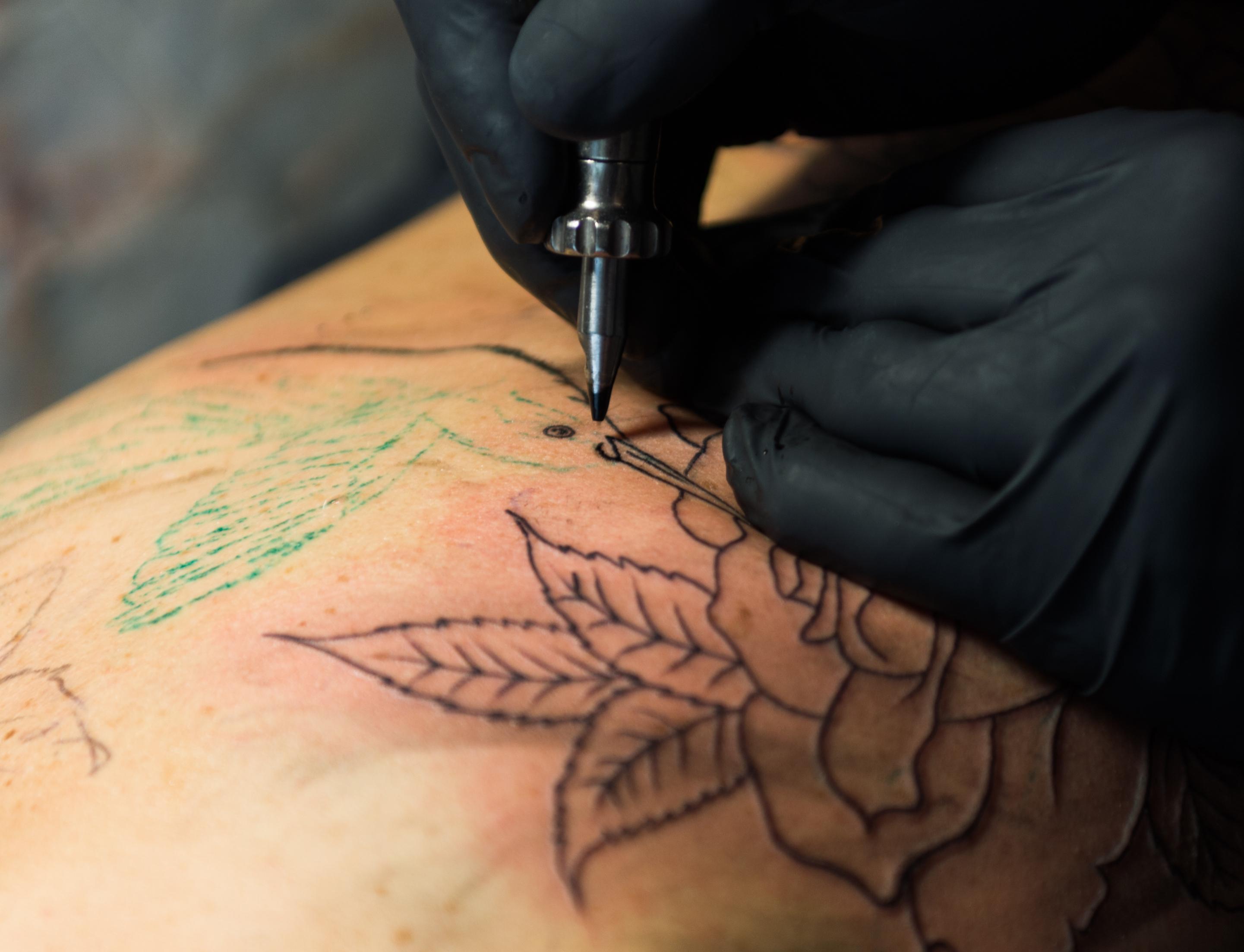 TattooStudio in Erlangen TätowierBesteck gestohlen Erlangen