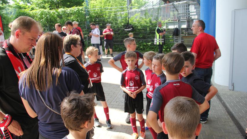 Bilder: So lief der Tag der Club-Einlaufkinder gegen Düsseldorf
