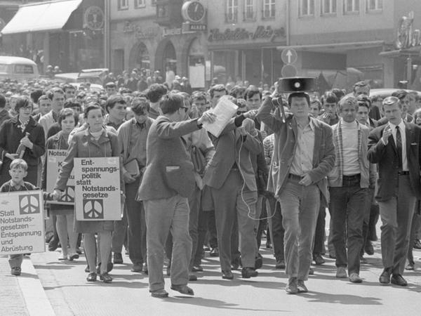 16. Mai 1968: Sitzstreik vor der Lorenzkirche