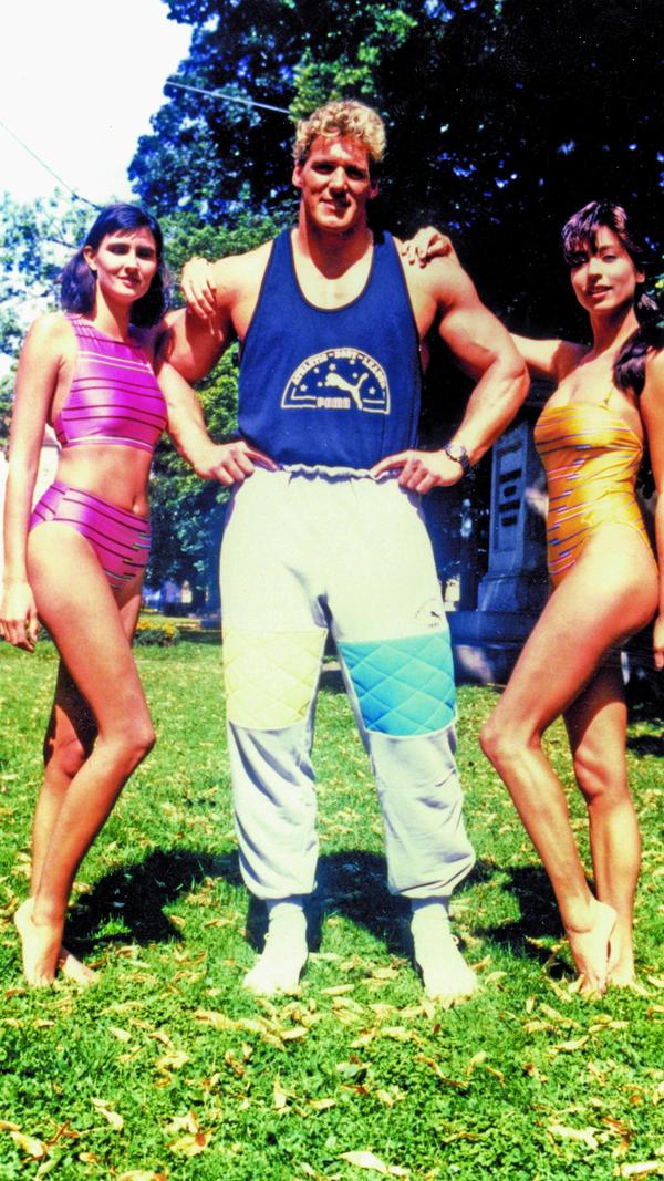 Auch Bodybuilder Ralph Möller posierte für den Herzogenauracher Sportartikelhersteller.