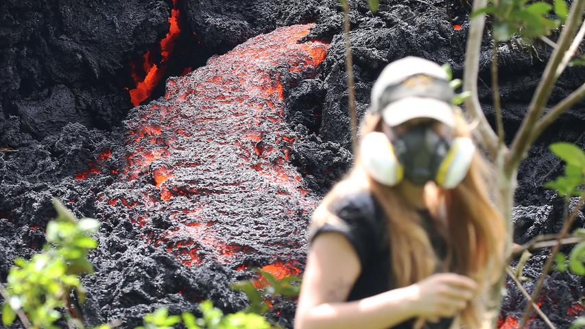 Sie spielen Golf und knipsen Selfies: Dreiste Vulkan-Touristen auf Hawaii