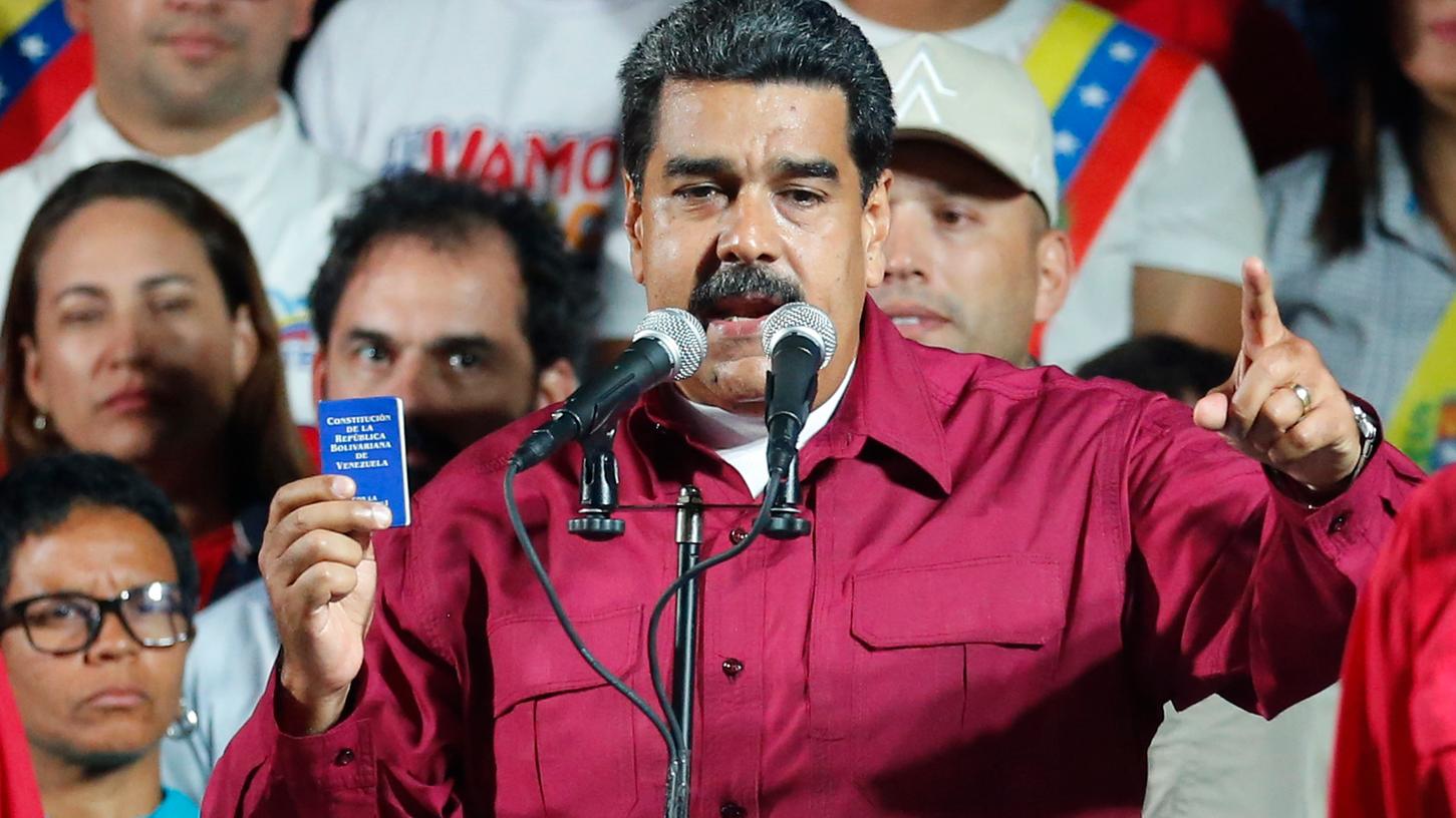Der venezolanische Amtsinhaber Nicolás Maduro hat die umstrittene Präsidentenwahl nach vorläufigem Ergebnis wie erwartet mit großem Abstand gewonnen. Maduro habe rund 5,8 Millionen Stimmen erhalten, wie das Wahlamt des südamerikanischen Landes bekannt gab.