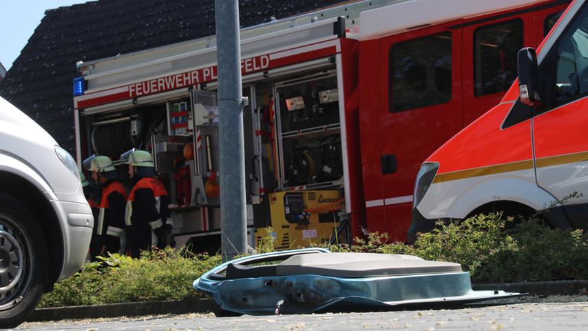 Kontrolle verloren: Auto landet in Pleinfeld auf dem Dach