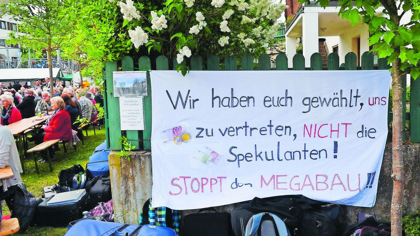 Bürgerinitiative gegen Bau im Marloffsteiner Schlossgraben