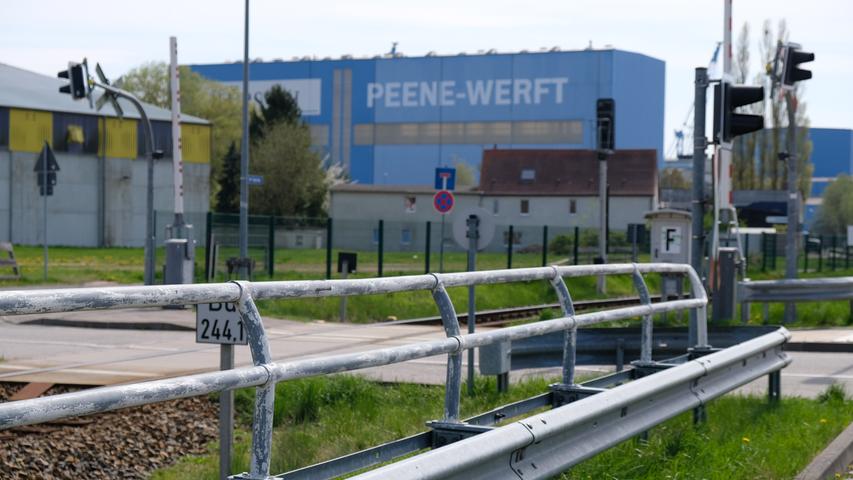 Die Peene-Werft in Wolgast, heute gehört sie der Firma Lürssen, gab einst 3000 Beschäftigten Lohn und Brot, heute sind es noch 300.