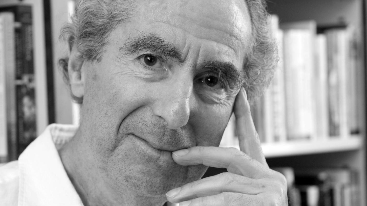 Der vielfach ausgezeichnete US-Schriftsteller Philip Roth ist am Dienstag im Alter von 85 Jahren verstorben.