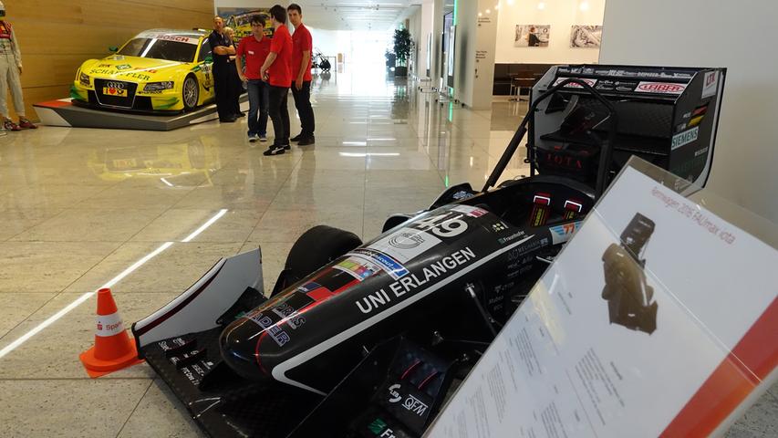 Mit technischer Fantasie und Know how: Studenten der FAU bauten Rennwagen bei Formula Student