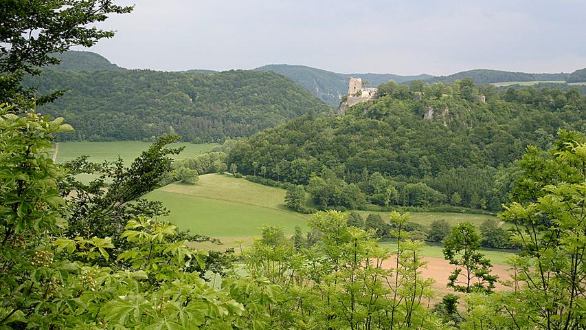 Die Ruine Neideck ist eines der Wahrzeichen der Fränkischen Schweiz, neben dem Walberla.