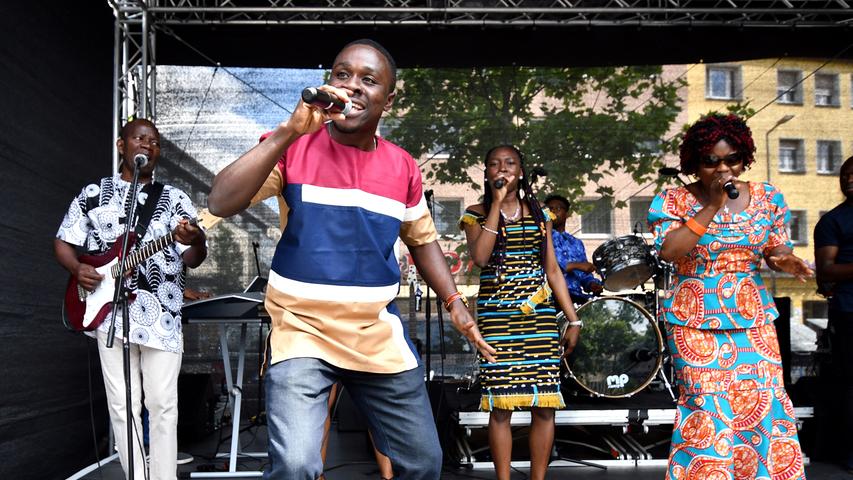 Kraftvolle Stimmen: Afrikanische Gospelgruppen auf dem Nürnberger Jakobsplatz