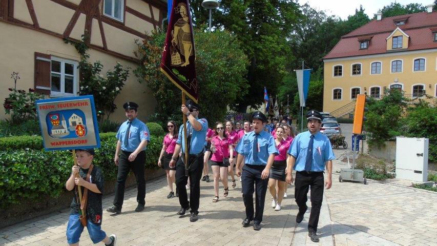 Festzug der Feuerwehren in Sulzbürg