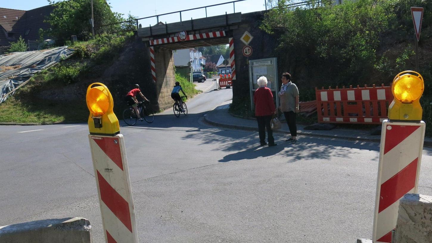 Bahnbrücke in Heroldsberg wird saniert