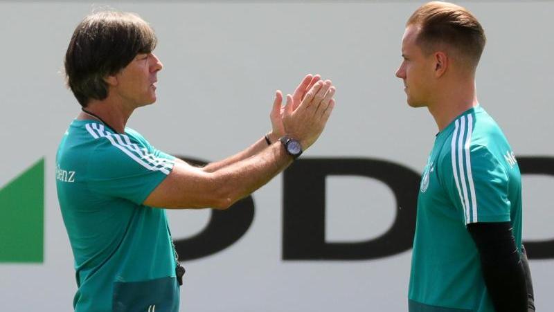 Marc-André ter Stegen hat seine Chancen bei Bundestrainer Löw noch nicht aufgegeben. Marc-André ter Stegen hat seine Chancen bei Bundestrainer Löw noch nicht aufgegeben.