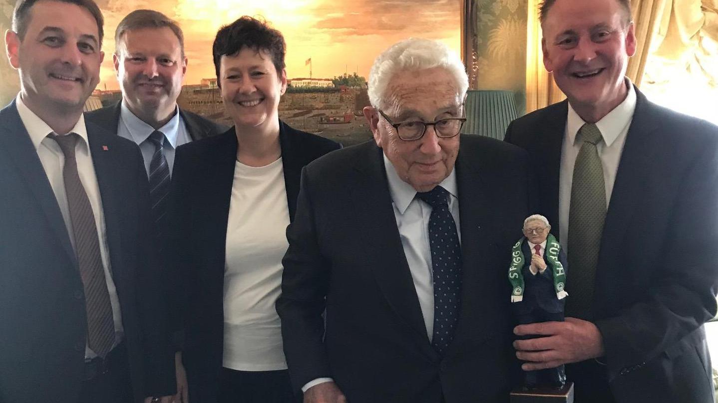 Die Stadt zahlt: Geburtstagstrip zu Henry Kissinger