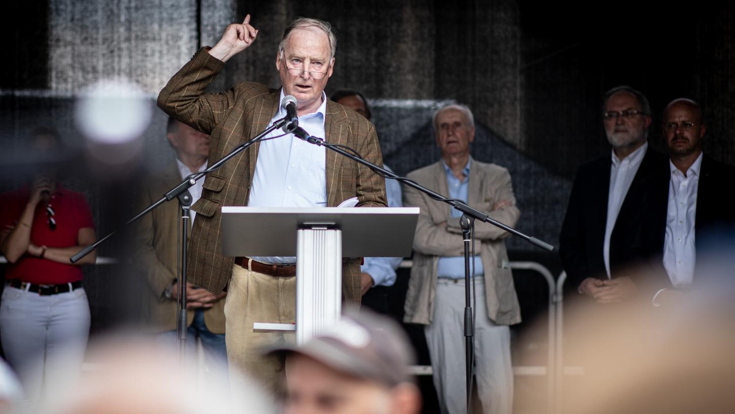 Es sind äußerst umstrittene Aussagen, die AfD-Chef Alexander Gauland 2018 über die NS-Zeit getätigt hat. Jeder fünfte Deutsche findet, der Holocaust spiele in der deutschen Erinnerungskultur eine zu große Rolle.