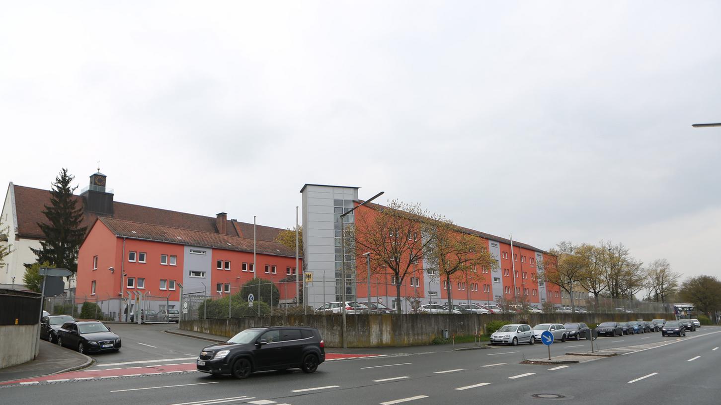 Unterkünfte wie hier in Zirndorf sollen künftig zu Ankerzentren umgewidmet werden.