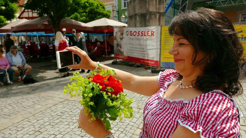 Sonnenschein und gute Laune: Neustadt feiert Kirchweih