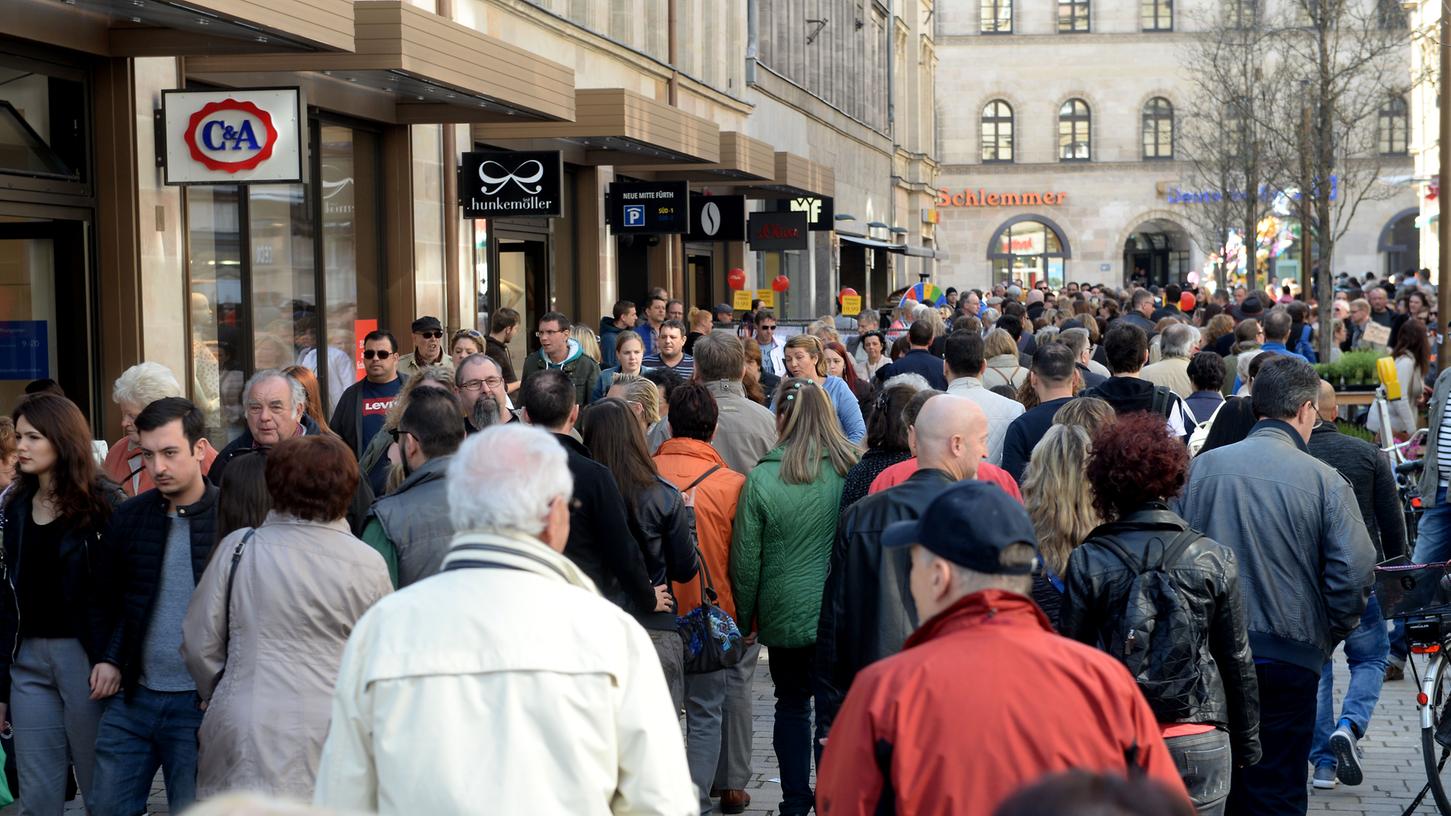 Sonntagsverkauf: DGB geht gegen Stadt Fürth vor