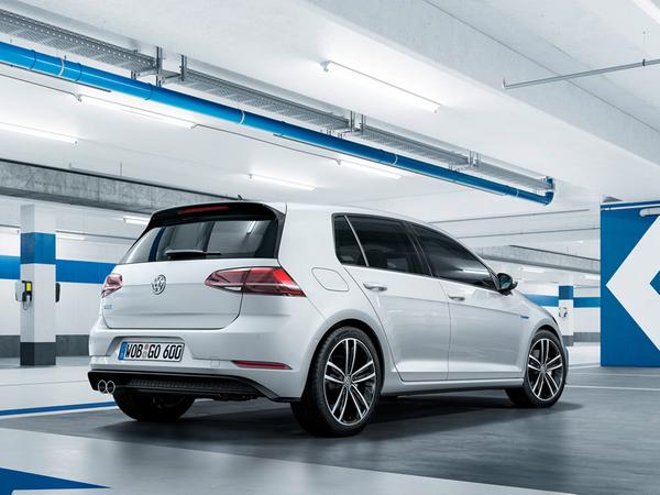 VW hat den Golf - und auch den Passat - als Plug-in-Hybrid vorübergehend vom Markt genommen.