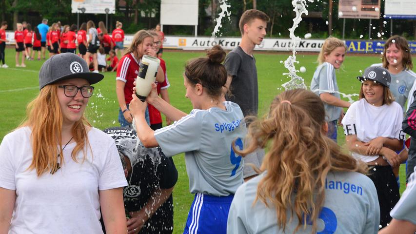 Aufsteiger: Erlanger U17-Juniorinnen feiern