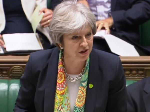 Premierministerin Theresa May steht durch die Regierungskrise massiv unter Druck.