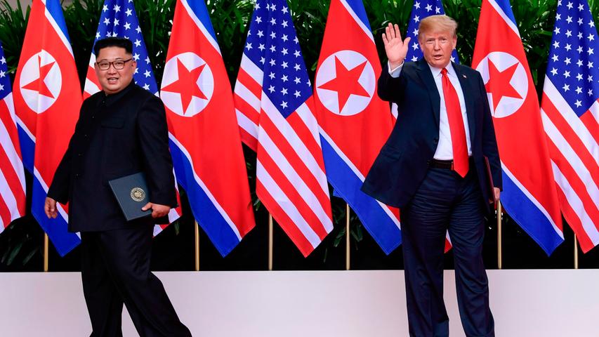 Treffen in Singapur: Ein Lächeln zwischen Trump und Kim