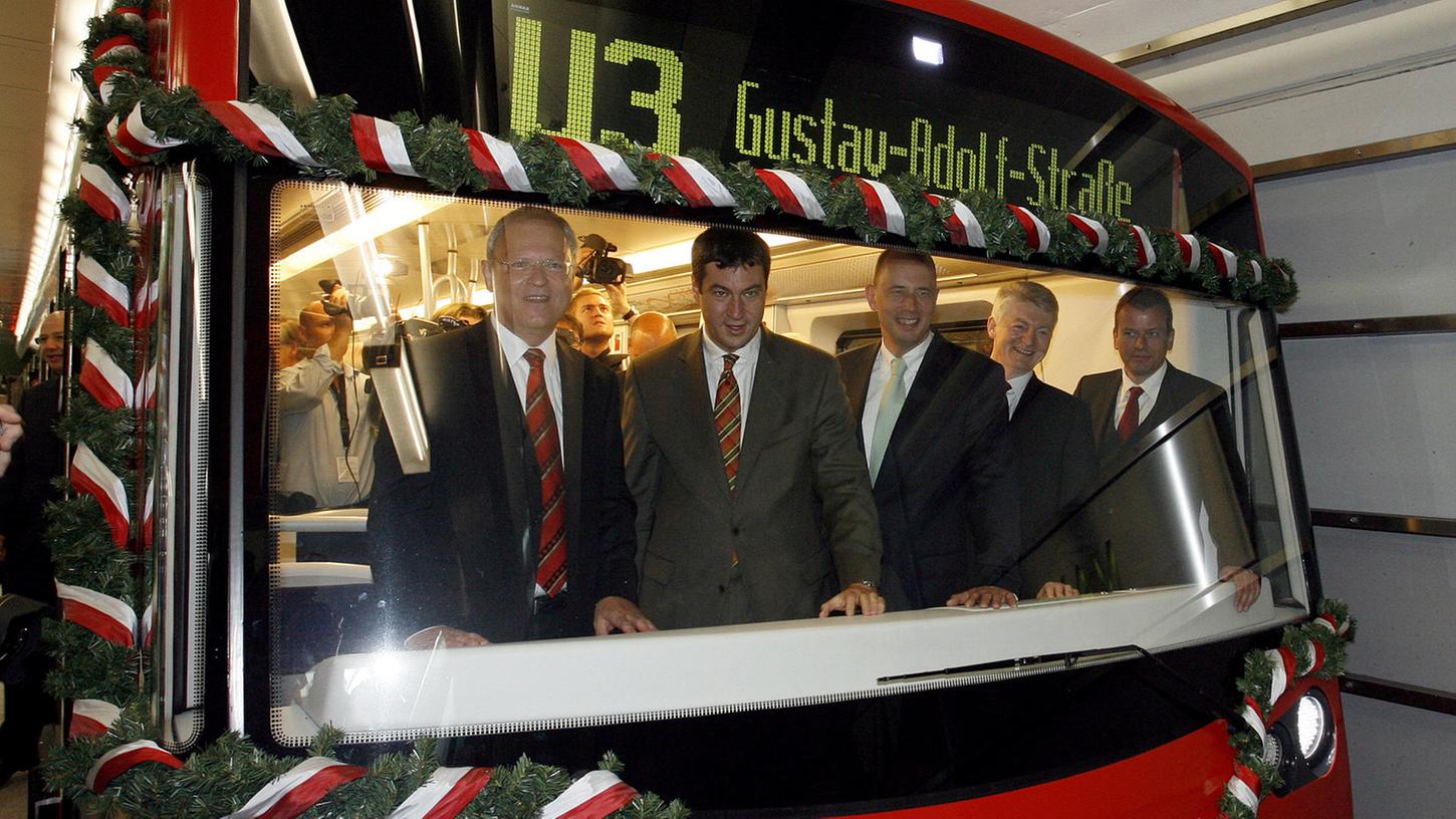 Unter anderem Markus Söder war 2008 bei der Einweihung der fahrerlosen U-Bahn dabei.