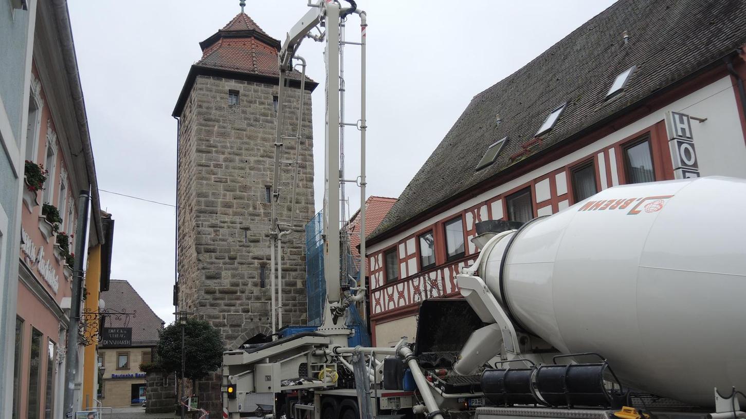 Höchstadt: Beton floss im baldigen Weinlokal