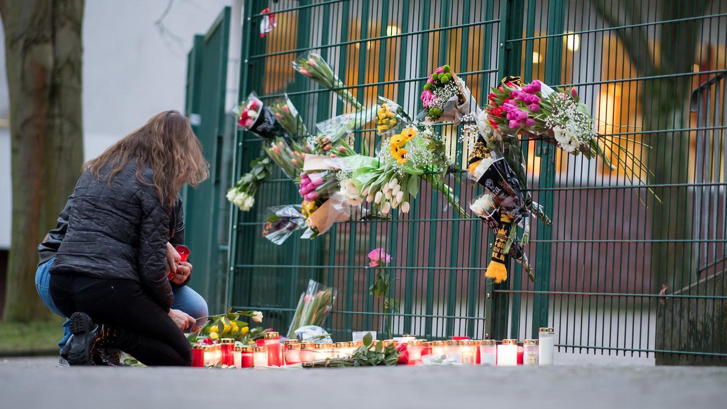 Am Donnerstag beginnt in Dortmund der Prozess nach dem gewaltsamem Tod eines 15-jährigen Schülers an einer Schule im westfälischen Lünen.