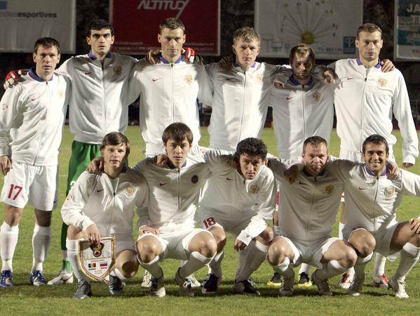 Ein Foto aus besseren Tagen. Die russische Nationalmannschaft bei der EM 2008. Erst nach einer 0:3 Niederlage gegen Spanien war für die Sbornaja Schluss.