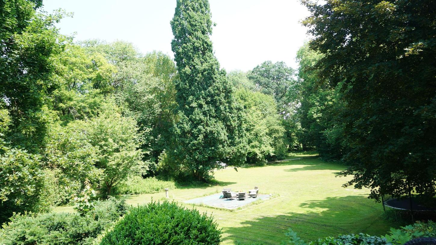 Erstmals Gartenschau im Schlosspark von Neuenbürg