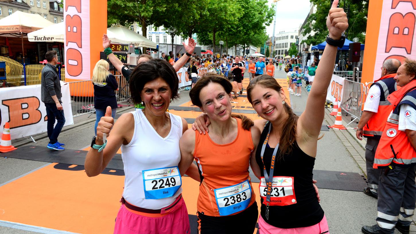Am Samstag hatten sich schon rund 2000 Kinder und Jugendliche ins Zeug gelegt, die Erwachsenen starteten am Sonntag. Am Samstag hatten sich schon rund 2000 Kinder und Jugendliche ins Zeug gelegt, die Erwachsenen starteten am Sonntag.