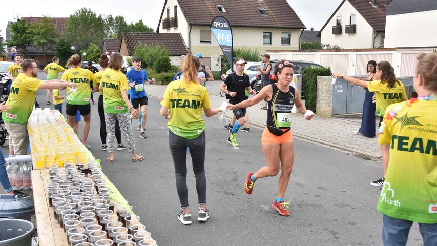 Jubel und Emotionen: Metropolmarathon versetzt Fürth in Partylaune