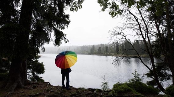 Regen und Kälte: Tief "Heiner" sorgt für ungemütliches Wochenende - Nordbayern.de