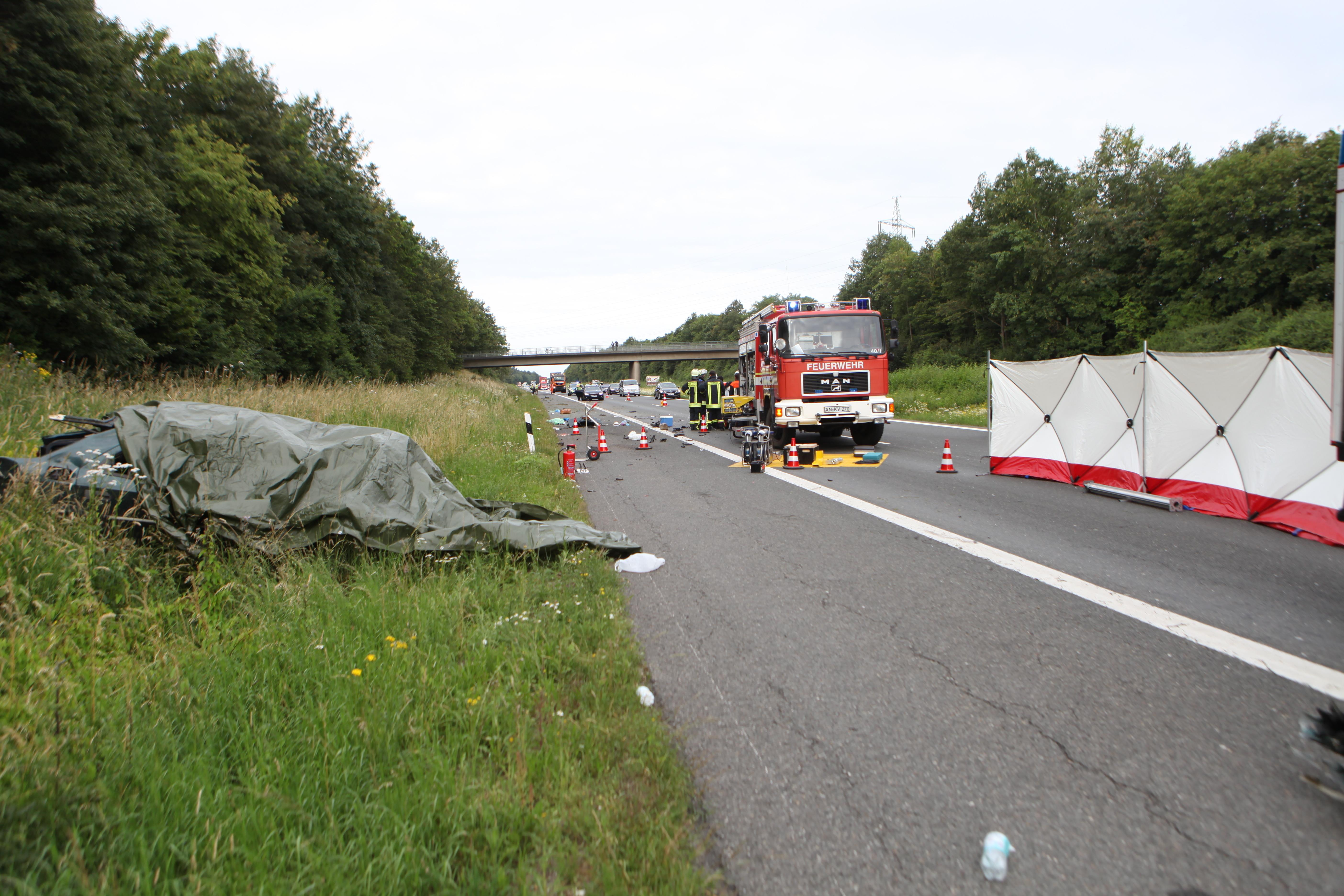 Mann Stirbt Bei Schwerem Unfall Auf Der A6 Nahe Ansbach - Ansbach ...