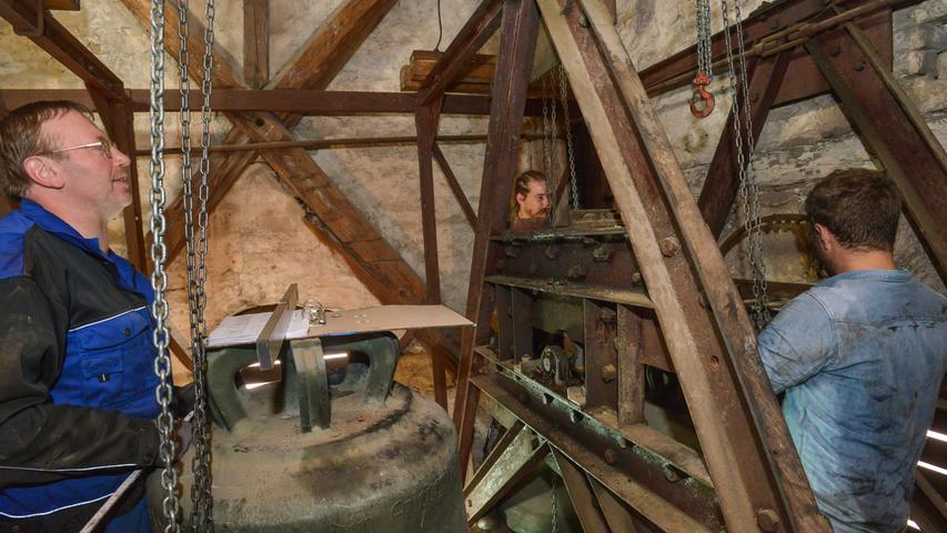 Stadtpfarrkirche Hilpoltstein: Im Glockenturm wird gearbeitet