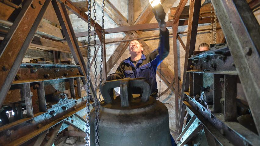 Stadtpfarrkirche Hilpoltstein: Im Glockenturm wird gearbeitet